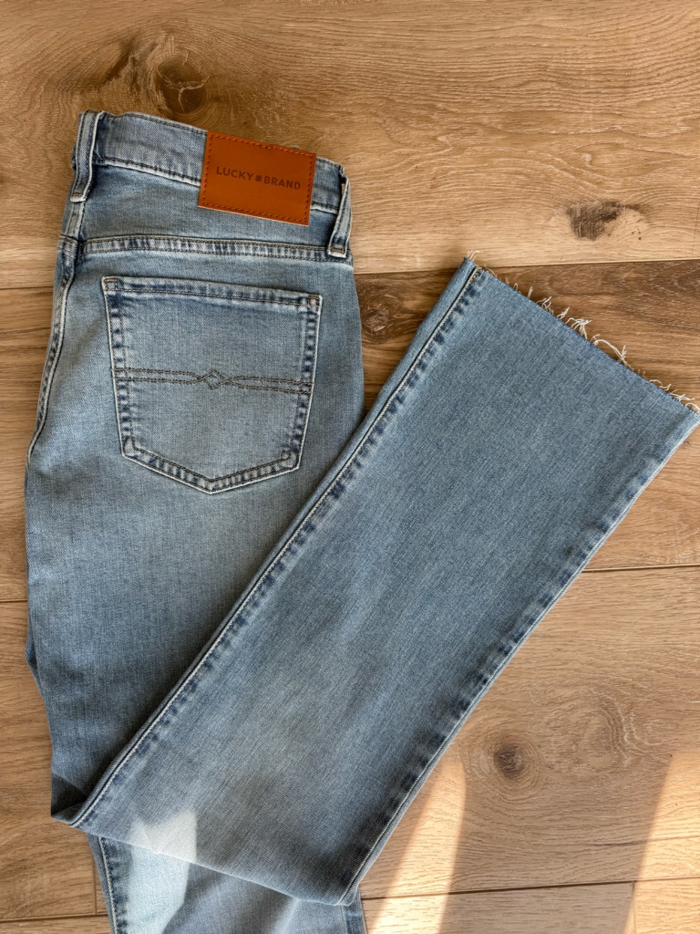 Lucky Brand Women’s Mid Rise Boot Cut Jeans